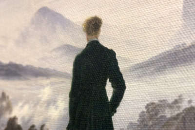 Viandante sul mare di nebbia