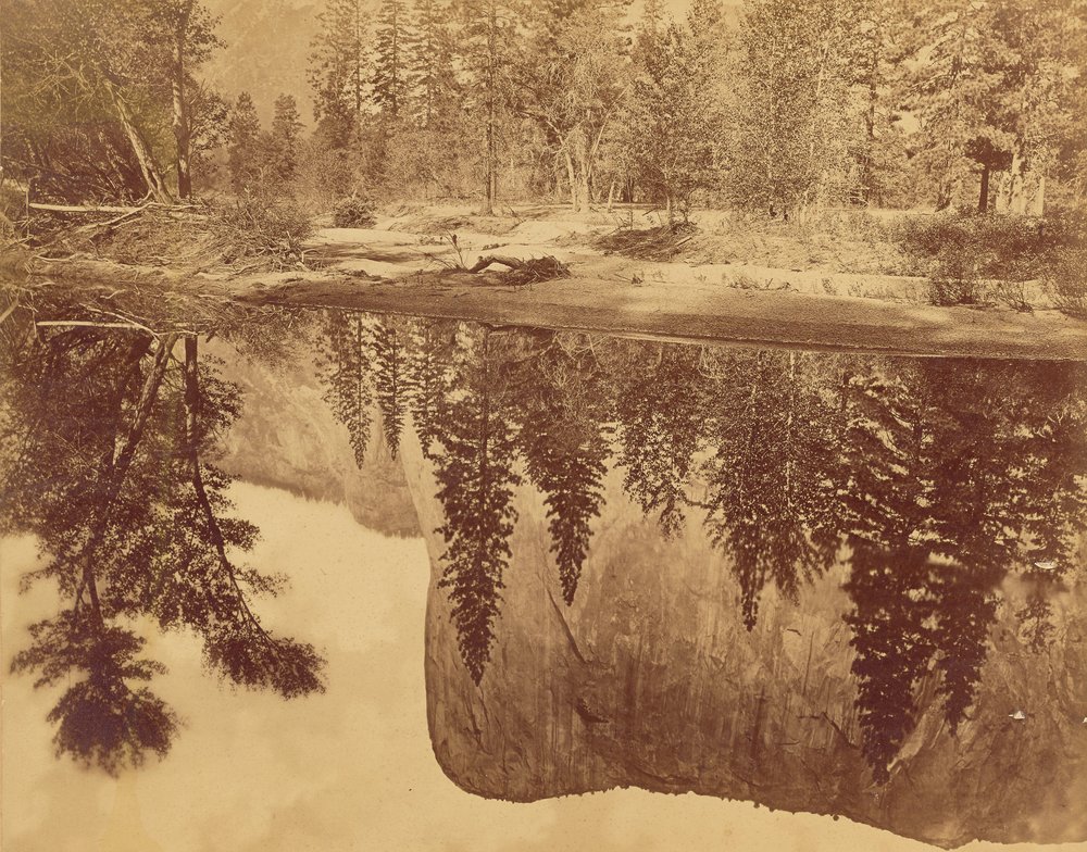 Tutokanula.  Valle dello Yosemite.  (Il Grande Capo) - "El Capitan" - Riflesso nella Merced. da Eadweard J. Muybridge