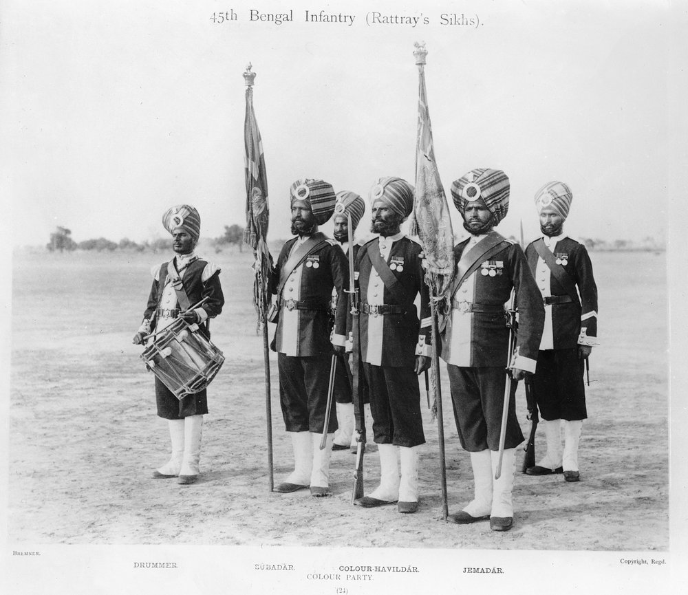 Partito dei colori, 45° Reggimento Sikh di Rattray della fanteria del Bengala, c.1897 da English Photographer
