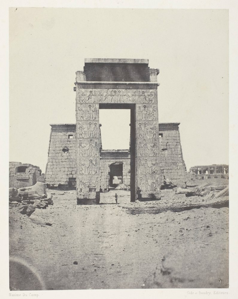 Karnak, Propilone del Tempio di Khons; Tebe da Maxime Du Camp