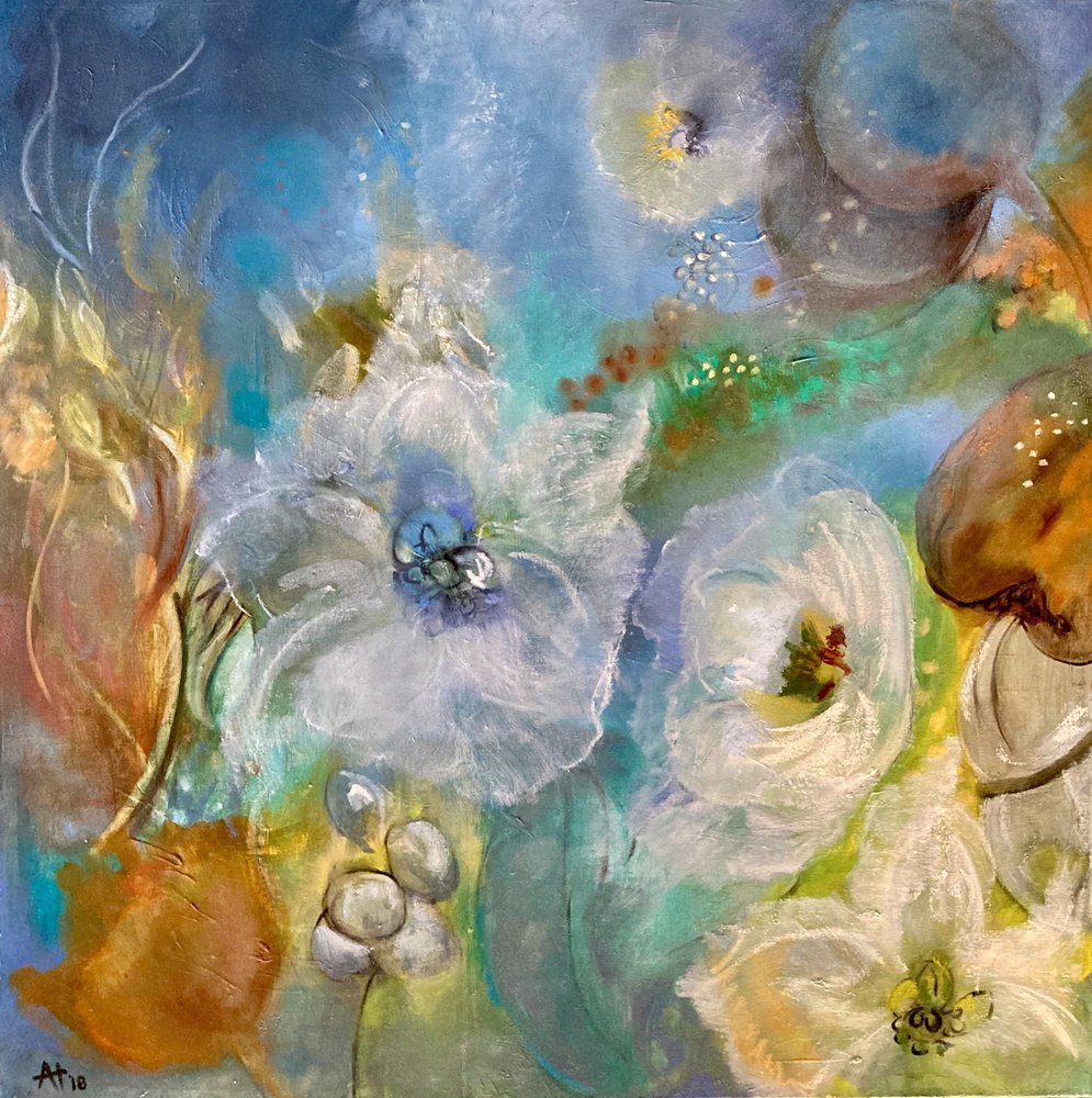 Fiori bianchi e delicati da Alexandra Higgins