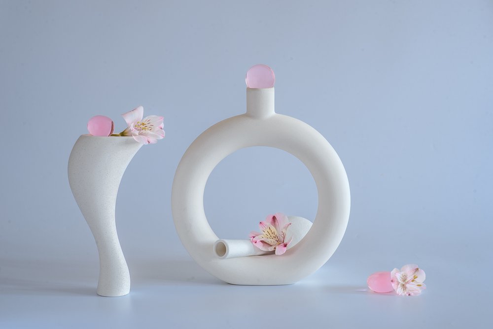 Natura morta minimalista in rosa da Alice Sheng