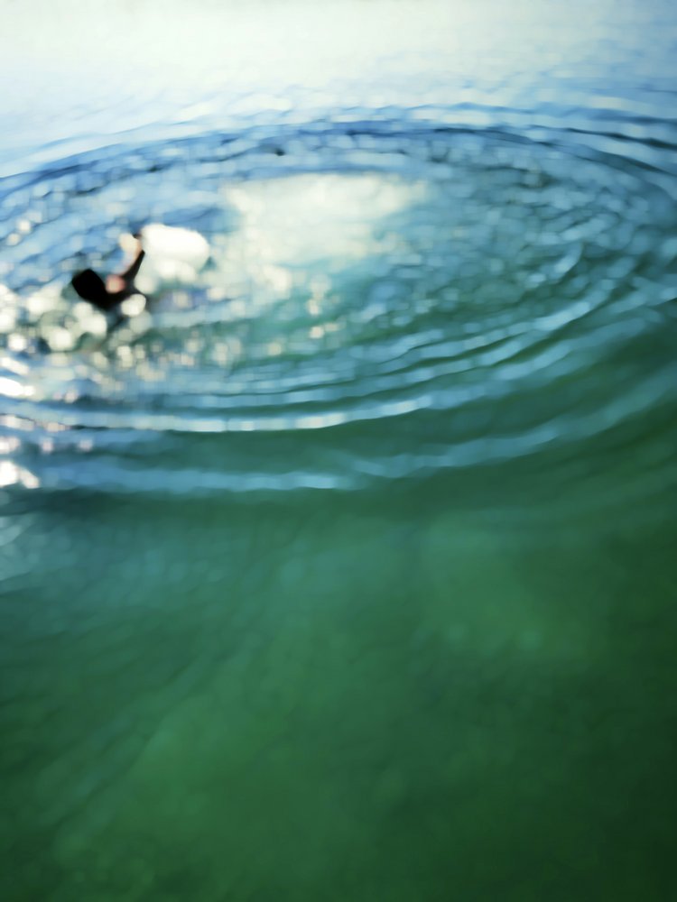 Surfista sotto la superficie da Angelo Cerantola