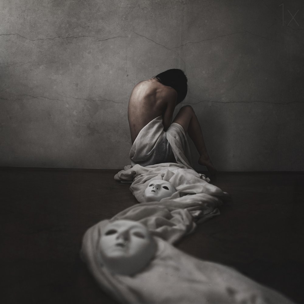 Maschere dell’identità perduta da Anja Matko