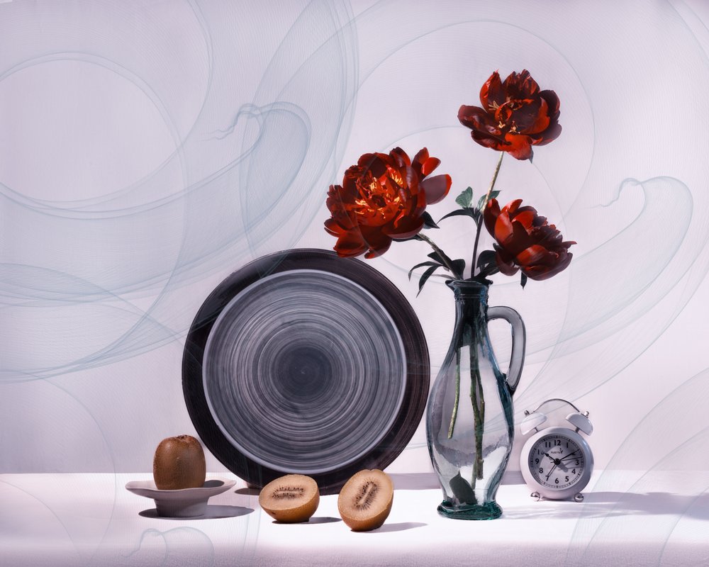 Natura morta con peonie rosse da Anna Qu