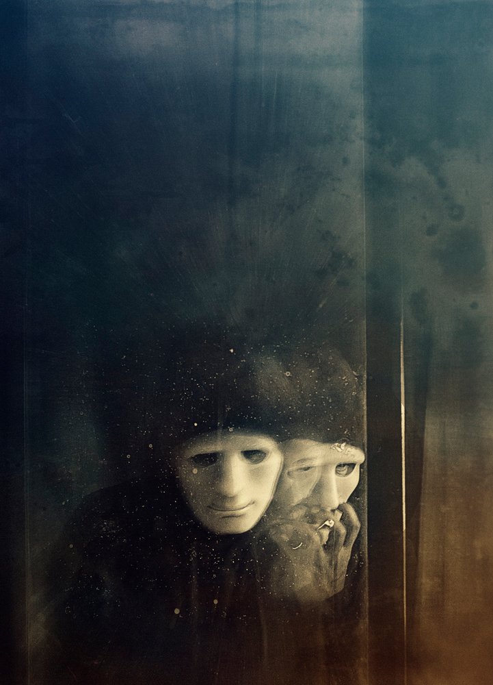Misterioso riflesso mascherato da Armando Robles