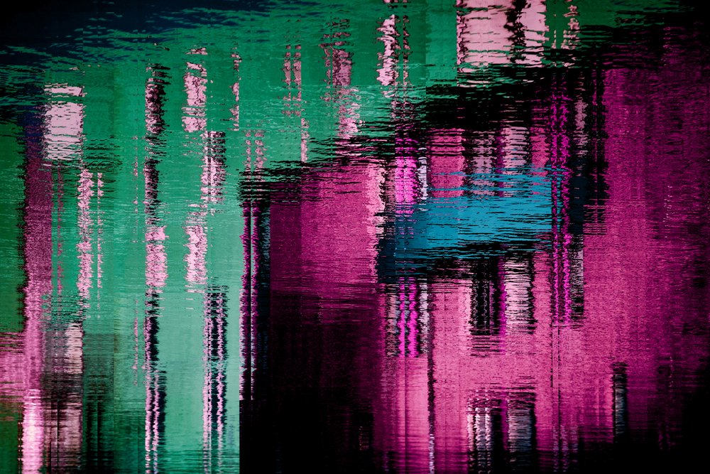 Riflessi vivaci della città da Chris Hamilton