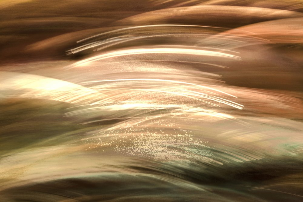 Luce dorata che fluisce da Christina Sillen