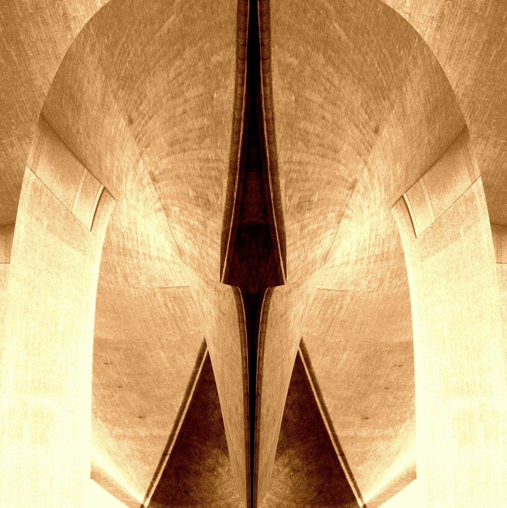 Simmetria architettonica in seppia da Christina Sillen
