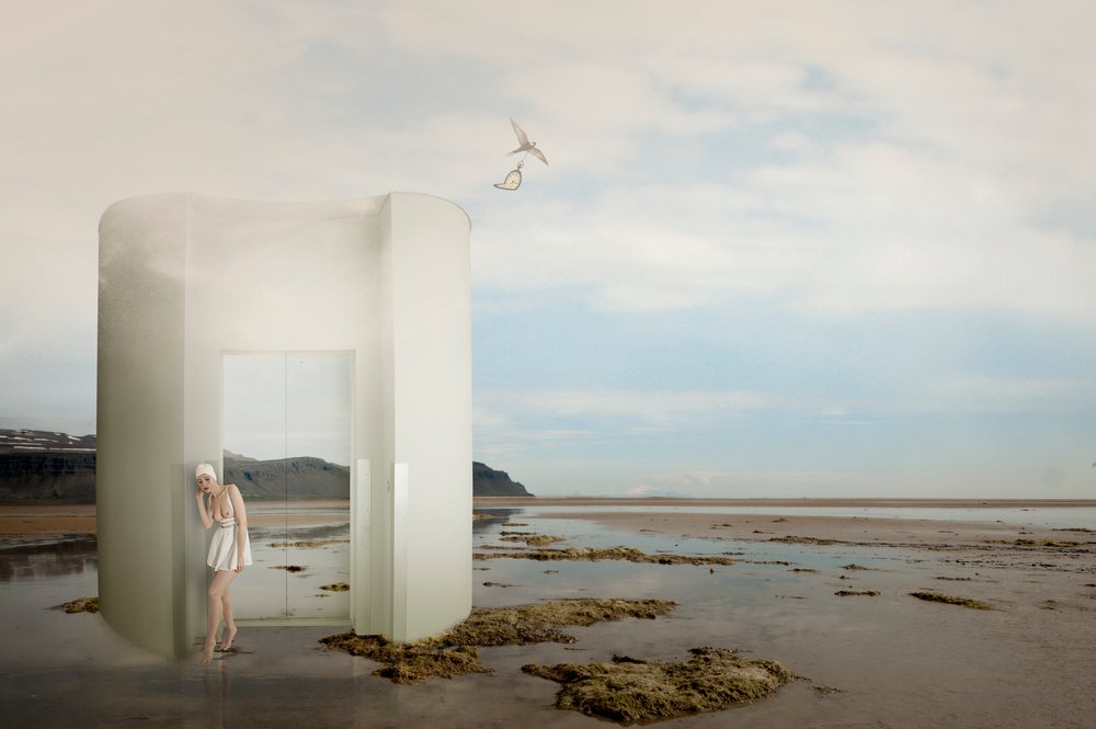Una bagnante sulla costa, come in un sogno da Christine von Diepenbroek