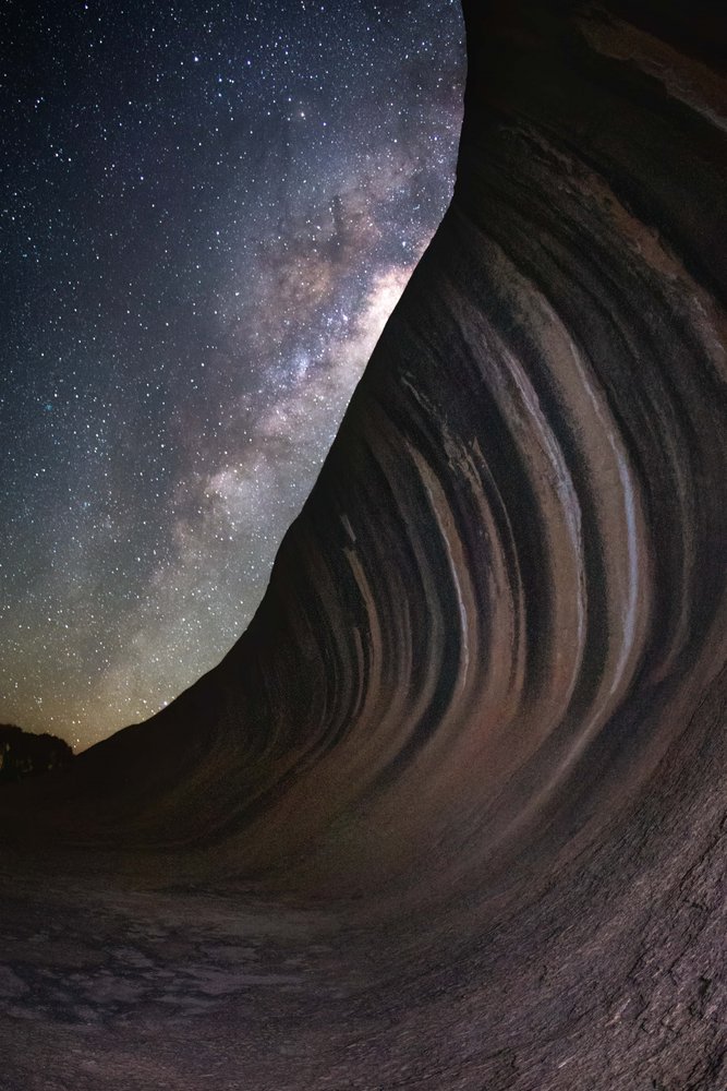 La Via Lattea sopra Wave Rock da Christoph Schaarschmidt