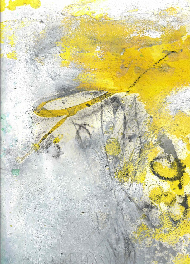 Giallo intenso in stile grunge da Deb Chaney