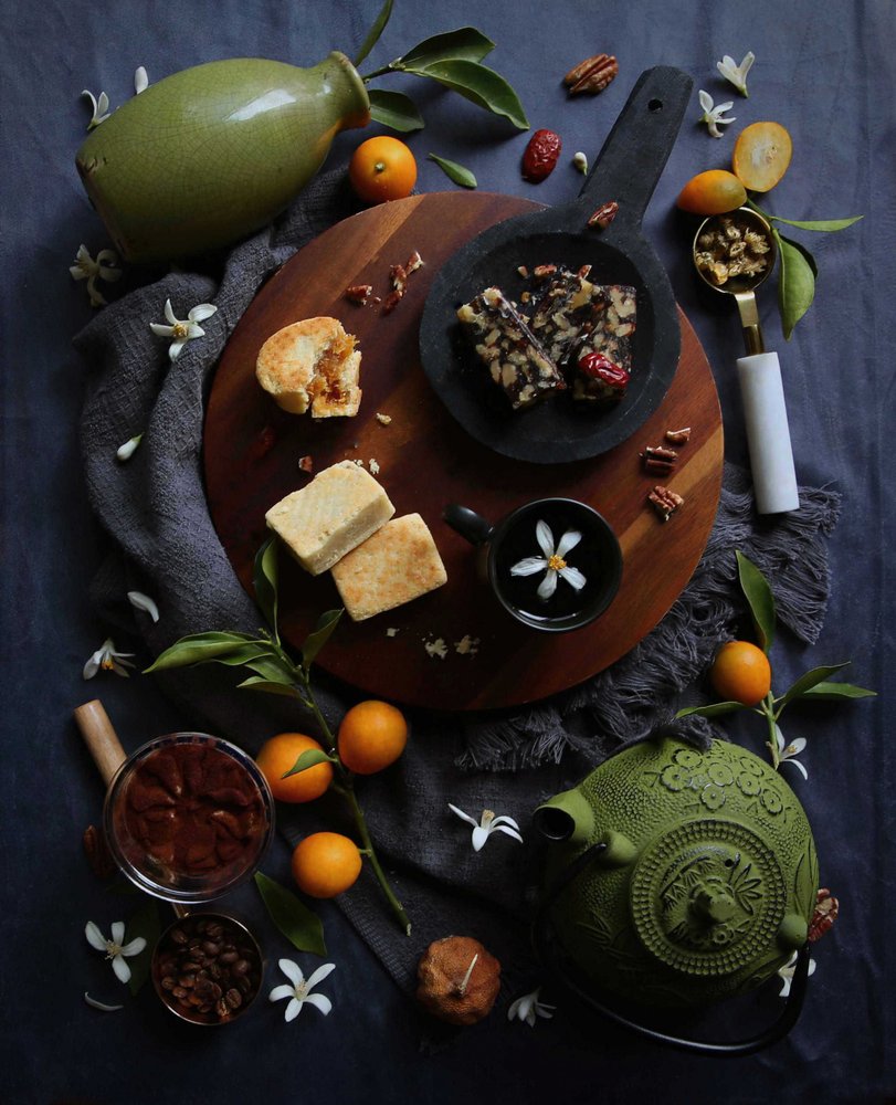 Tè e dolcetti in un