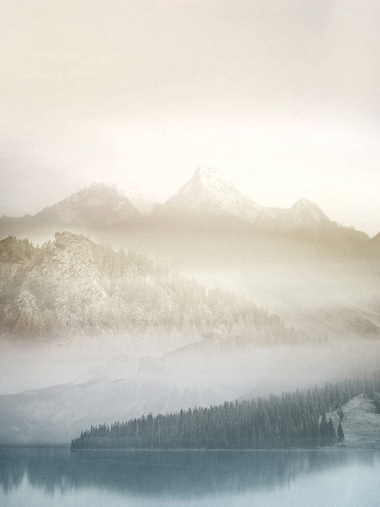 Lago della foresta di Misty Mountain da Gemma Bardot