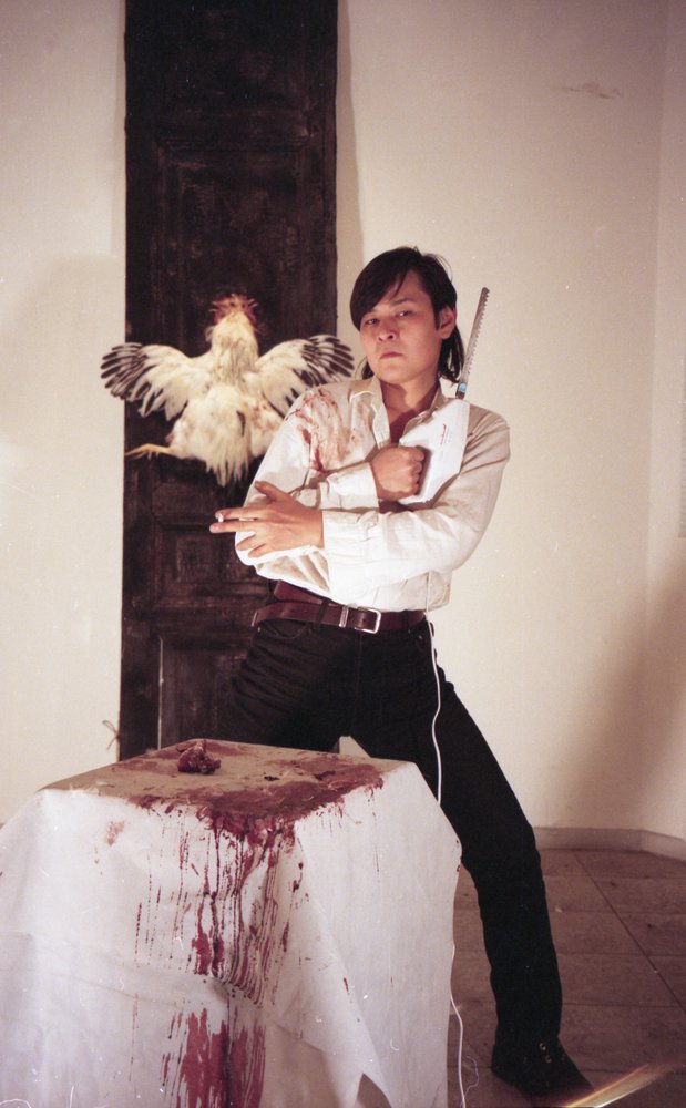 Spettacolo "Bloody Table" da Kanat Ibragimov