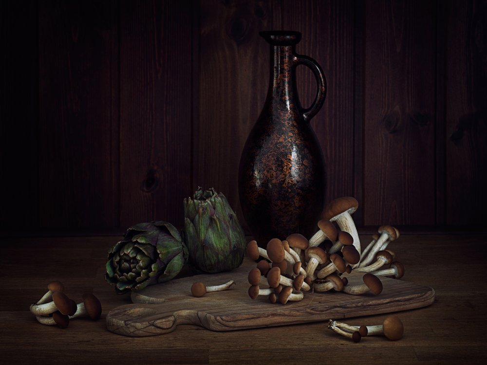 Natura morta con carciofi e funghi da Lenka