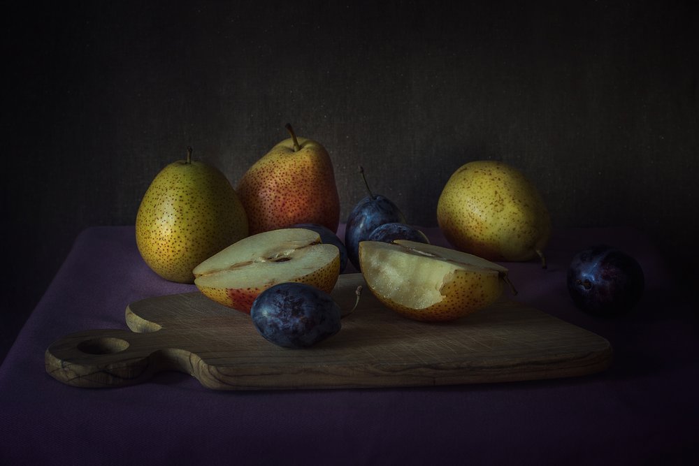 Natura morta con frutta scura da Lenka