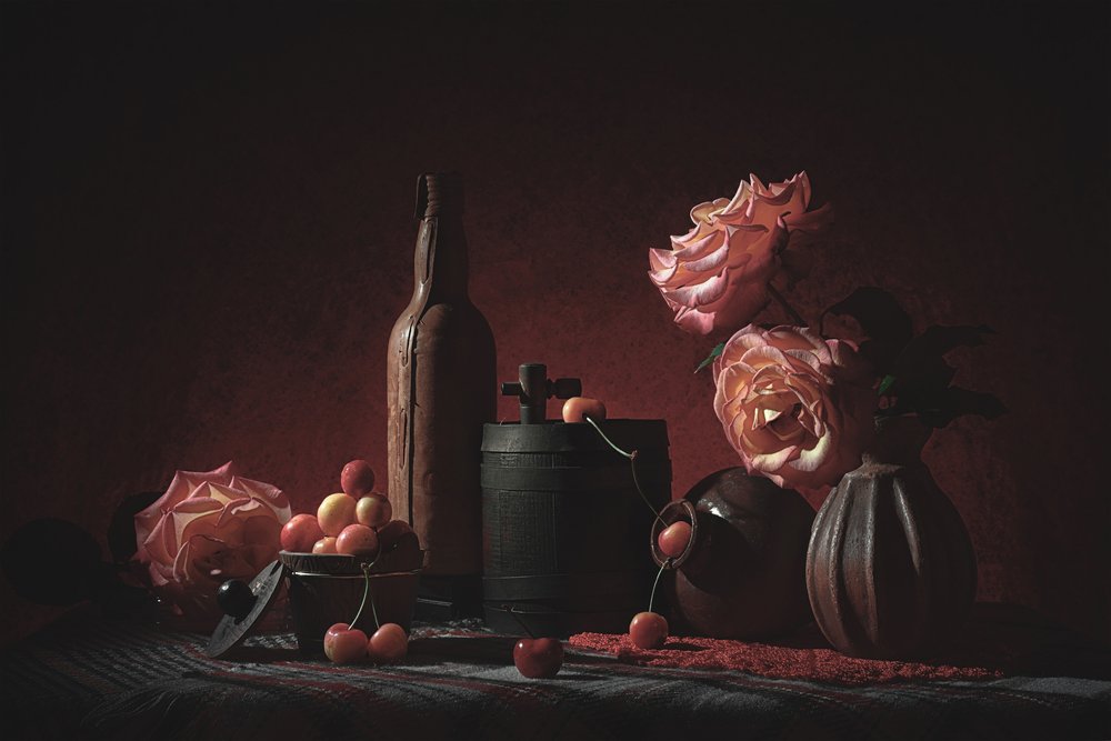 Rose malinconiche e ciliegie da Lydia Jacobs