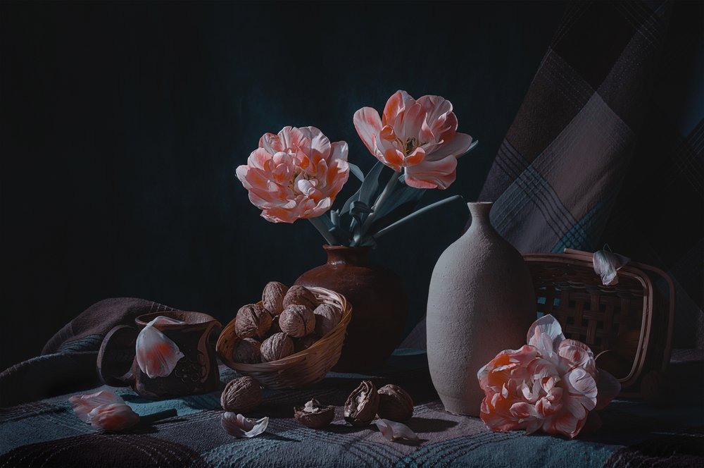 Natura morta di Moody con tulipani da Lydia Jacobs