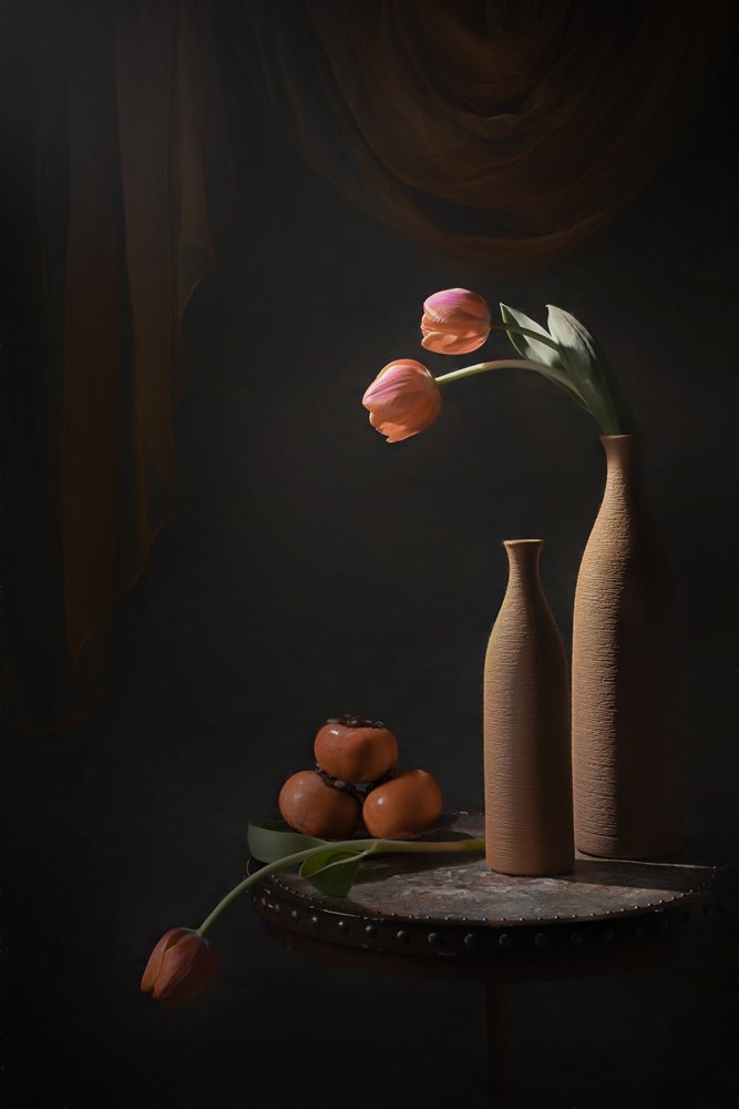 Tulipani malinconici e frutta da Lydia Jacobs