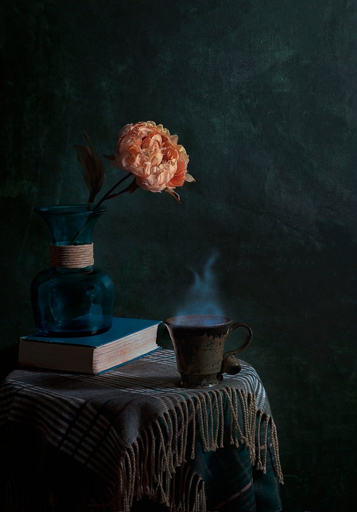 Peonia e tazza fumante da Lydia Jacobs