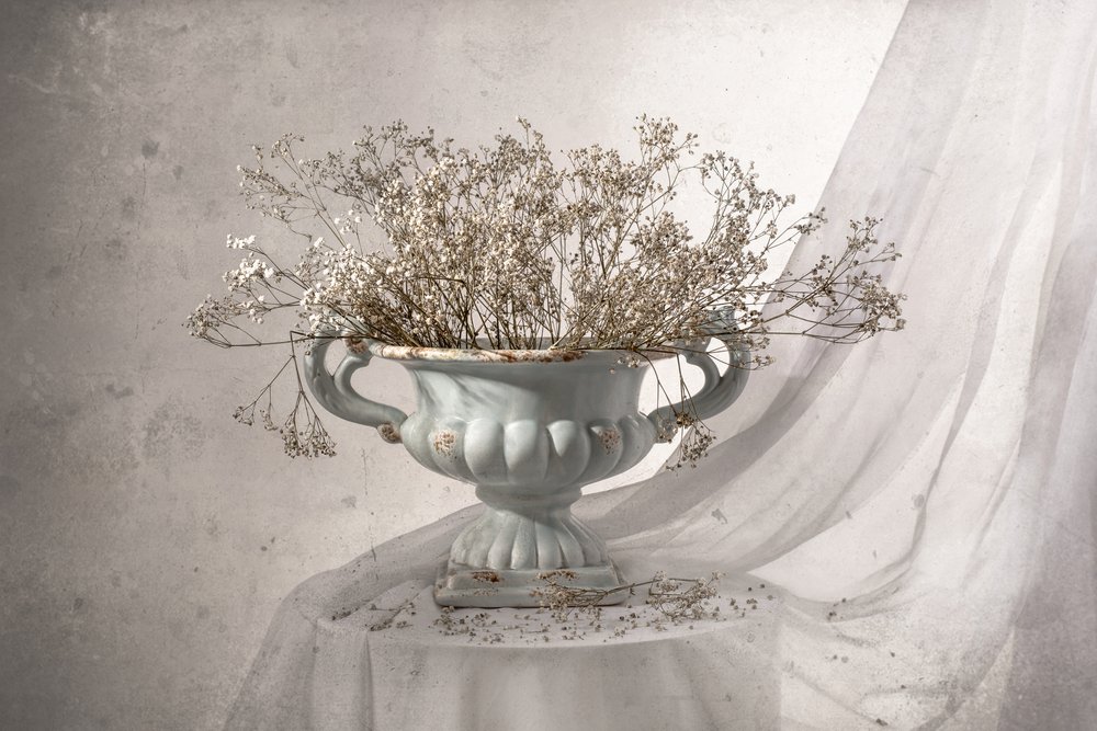 Natura morta floreale in stile shabby chic da Margareth Perfoncio
