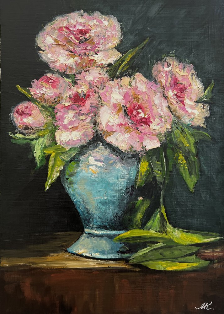 Peonie rosa in un vaso blu da Marina Kozyr
