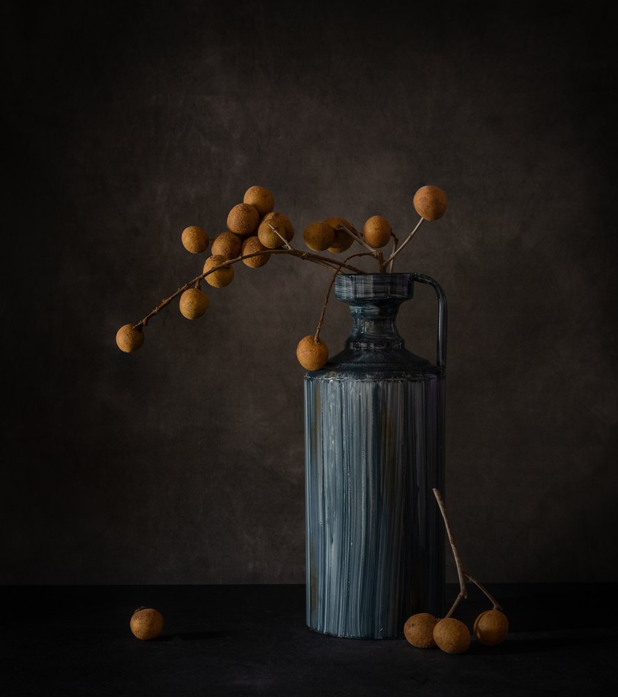 Natura morta con longan da May G