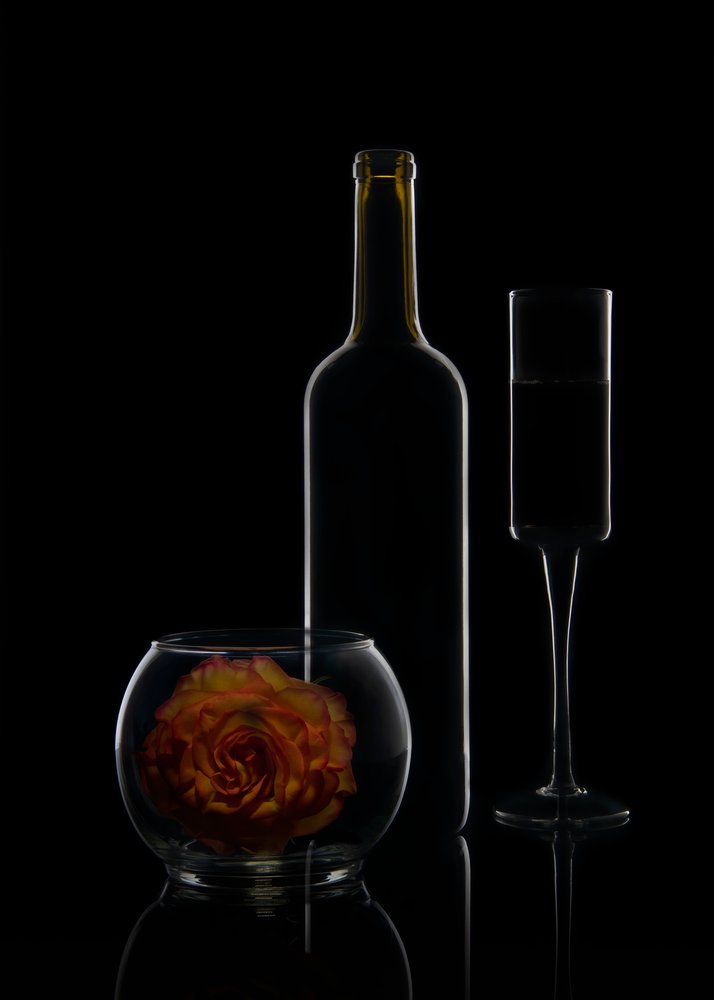 Vino elegante e rosa da Ming Chen