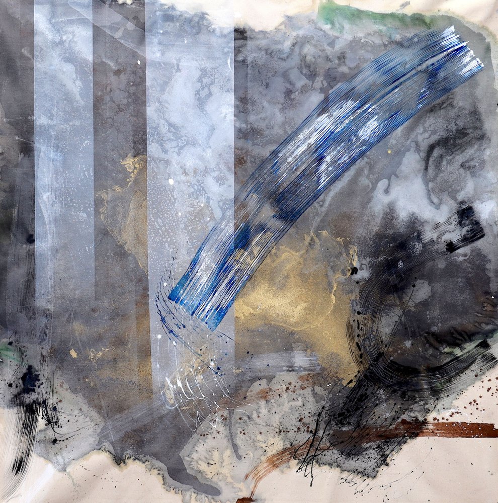 Flusso dinamico blu e oro da Poonam Choudhary