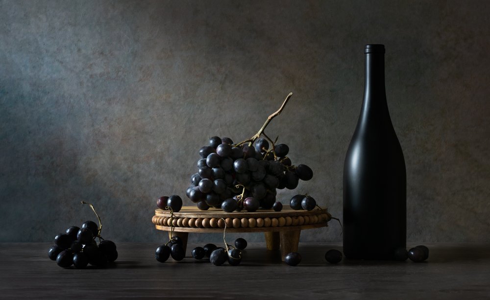 Uva ricca, bottiglia scura da Rong Wei