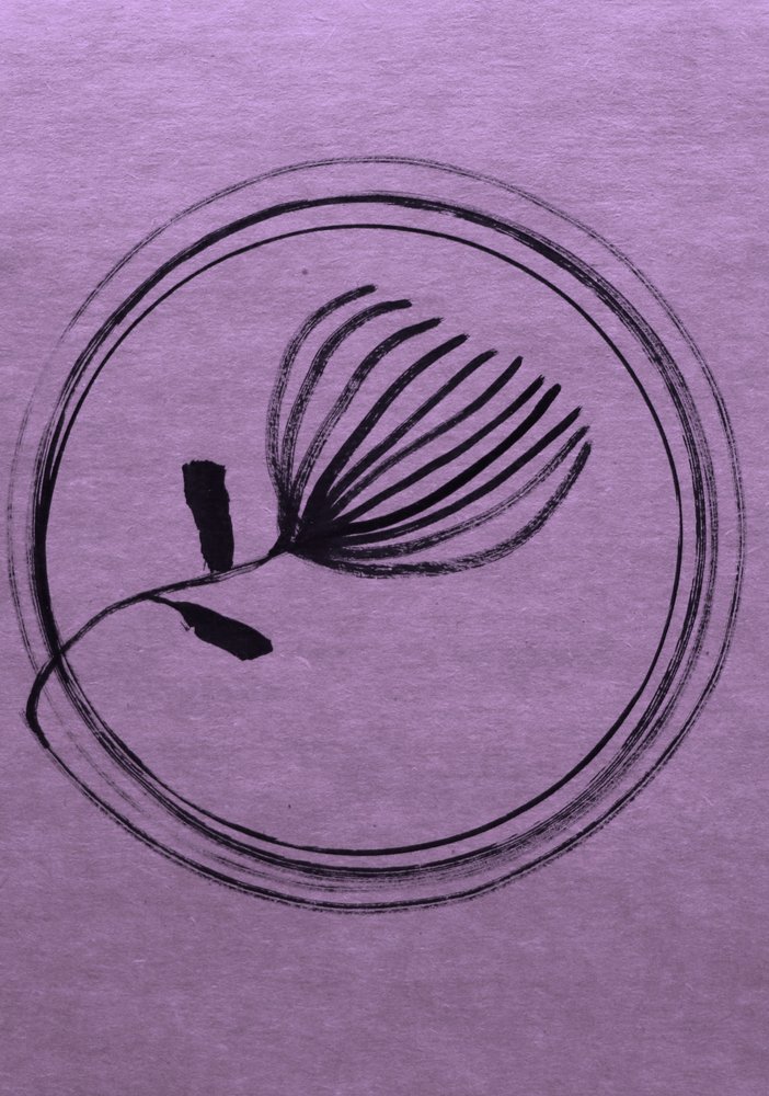 Cerchio floreale viola minimalista da Santhosh ch