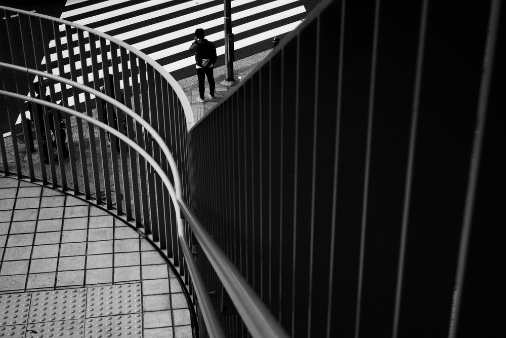 Passeggiata alla scoperta della geometria urbana da Satoshi Hata