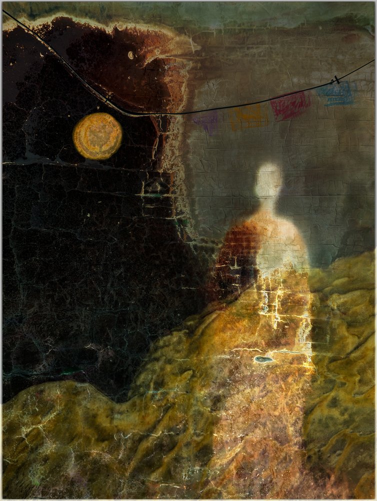 Misteriosa figura eterea da Shenshen Dou