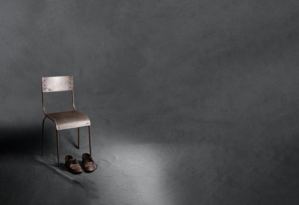 Sedia solitaria Scarpe vecchie da chenyi wang