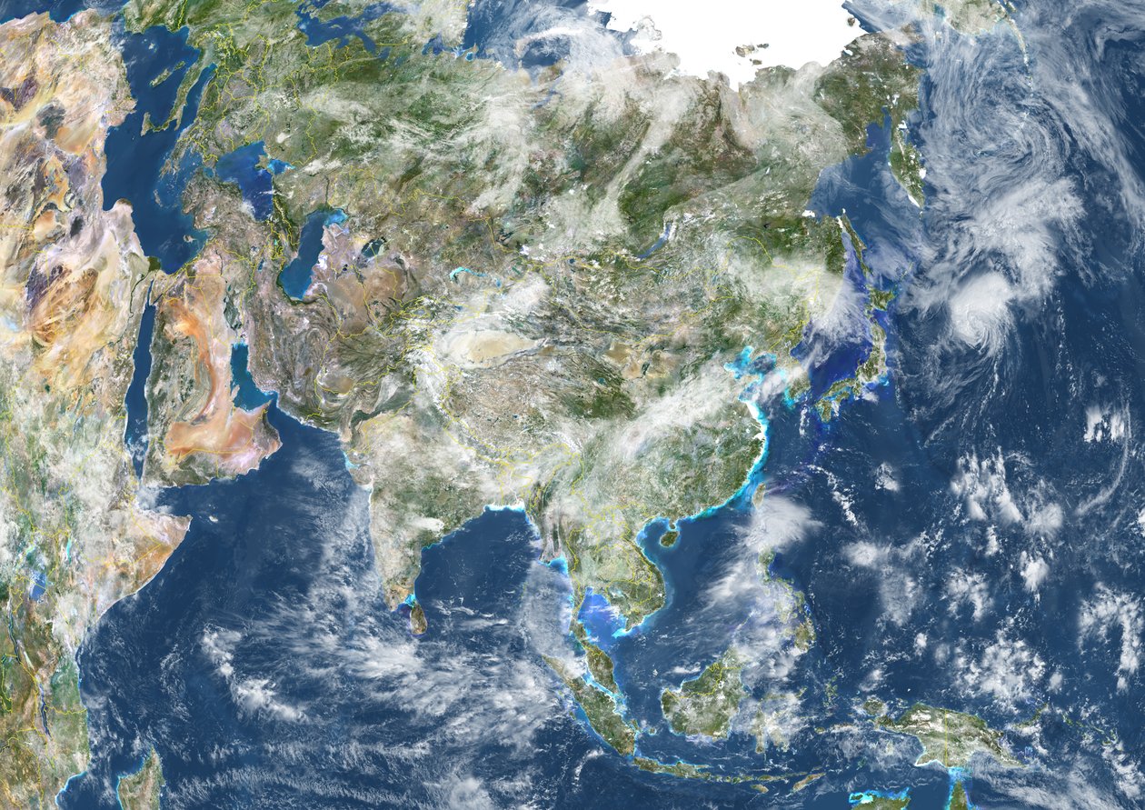 Asia con confini dei paesi e copertura nuvolosa, immagine satellitare a colori reali da Unknown