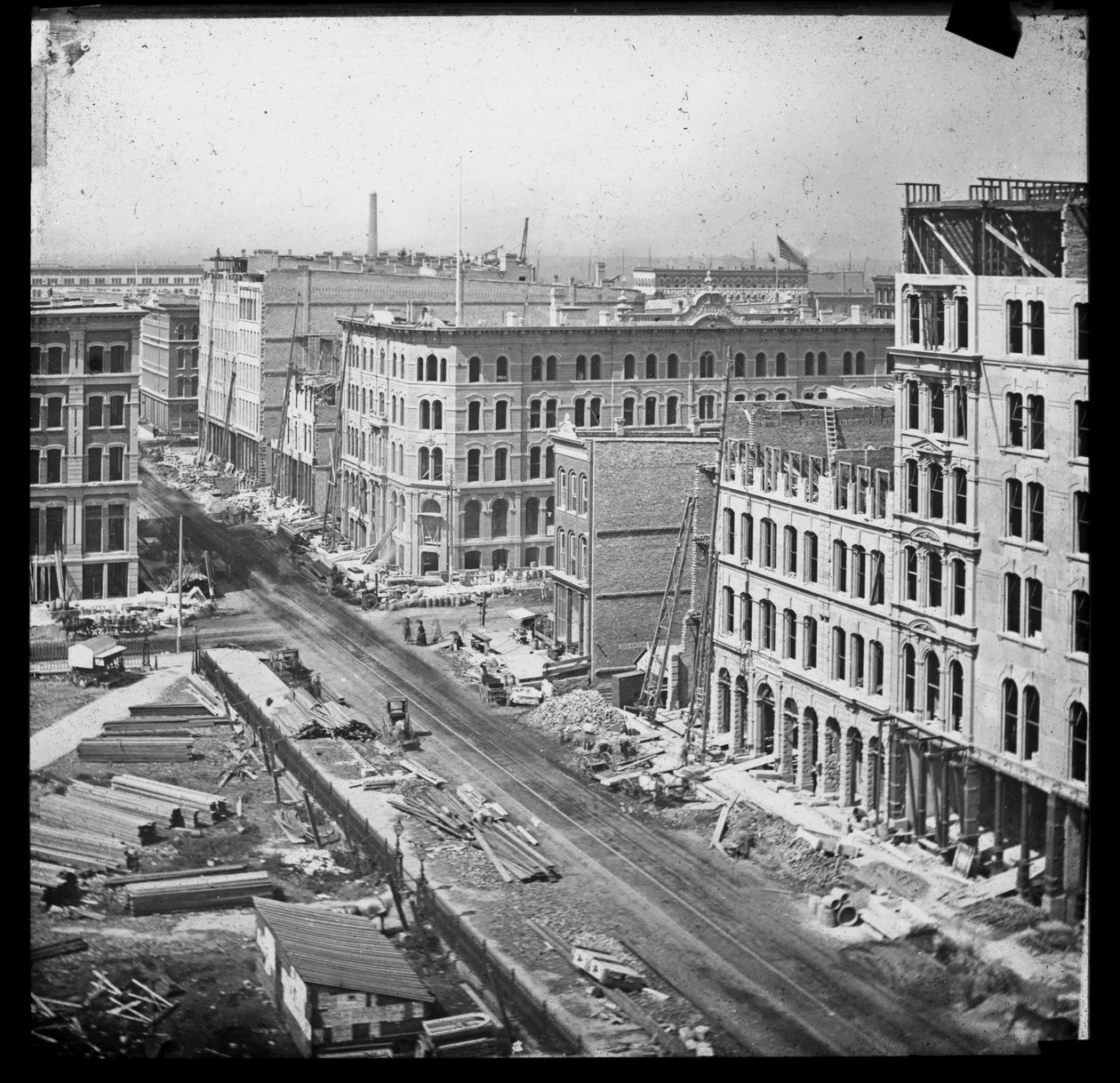 Veduta di Randolph Street, verso ovest dal tribunale, dopo l