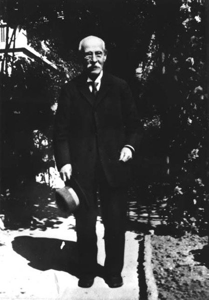 Frederick Walton da English Photographer