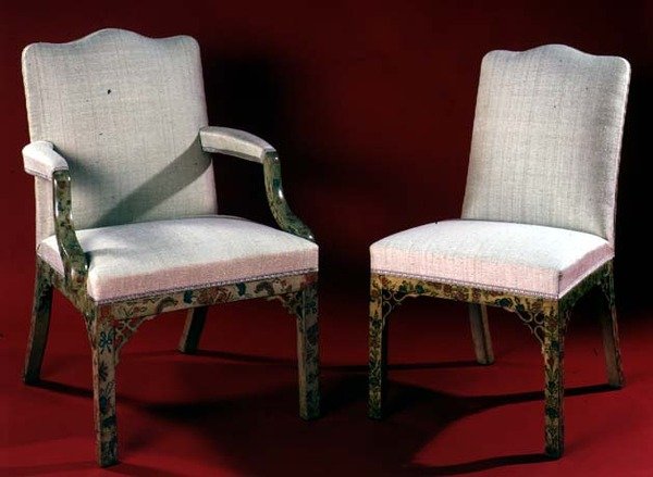 Parte di un set di poltrone e sedie con supporti dipinti in stile chinoiserie, c.1760 da English School