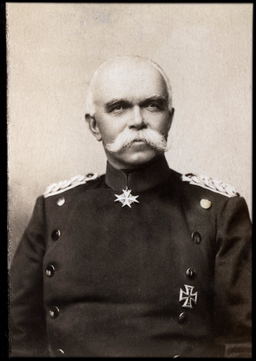 Ritratto di Georg Leo Graf von Caprivi de Caprera de Montecuccoli (1831-1899) da French Photographer
