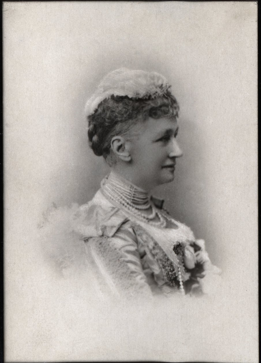 Ritratto di Luisa di Svezia (1851-1926), Regina consorte di Danimarca da French Photographer