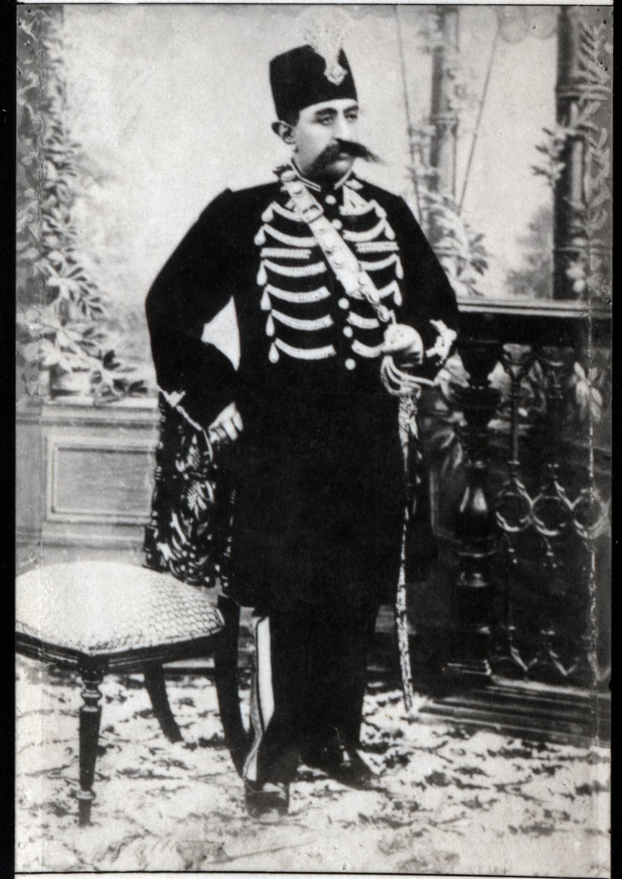 Ritratto di Mozaffar ad Din (1853-1907), Shah di Persia da French Photographer