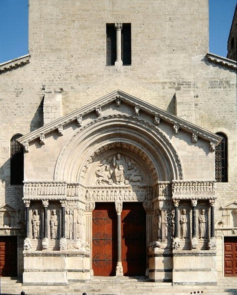 Vista del portale da French School