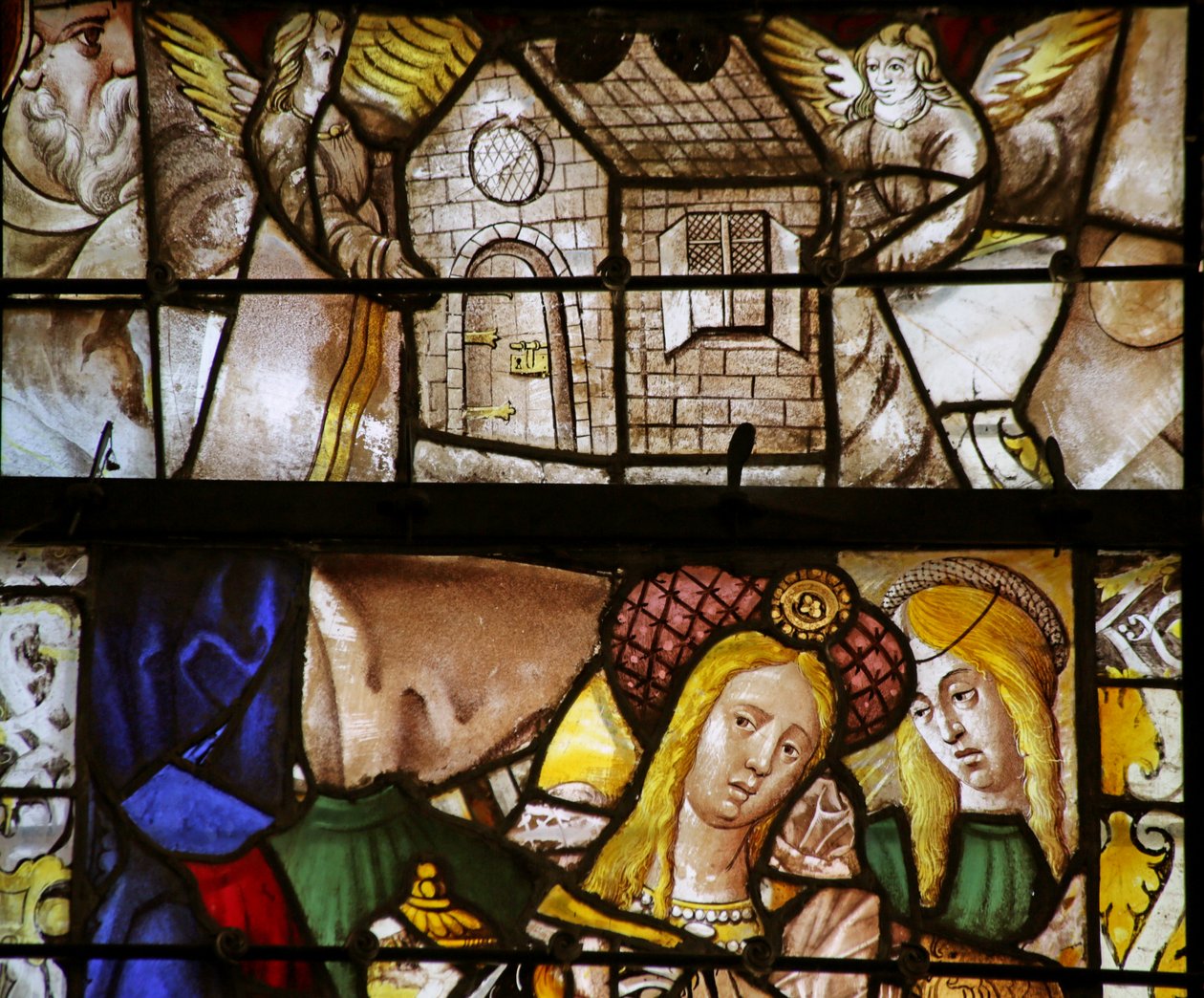 Vetrata raffigurante Maria Maddalena (frammentaria) e La Maison de Lorette trasportata dagli Angeli da French School
