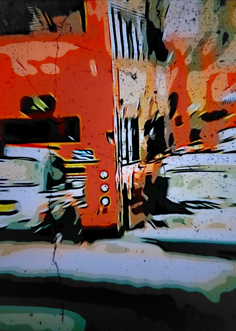 Autobus urbano arancione da Mavet