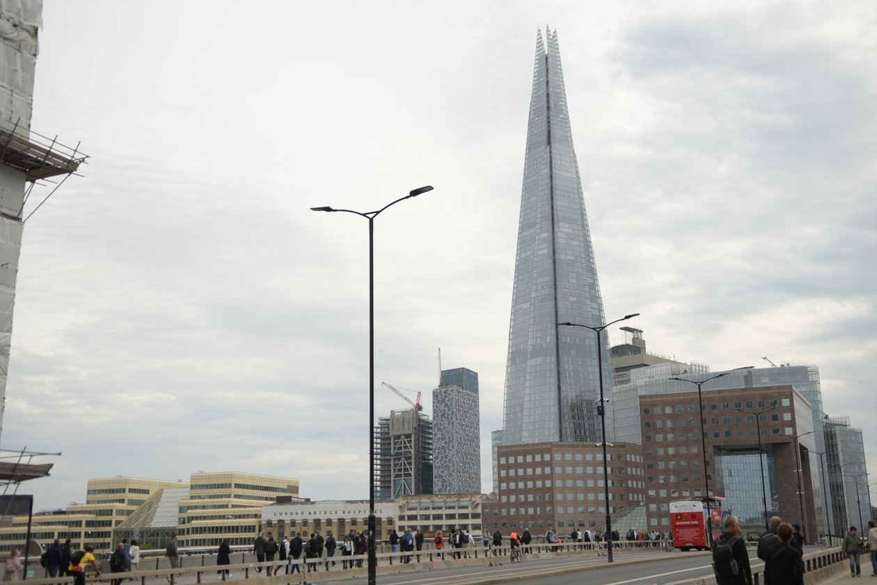 Il London Bridge sul Tamigi, nel cuore di Londra da Albert Mansour