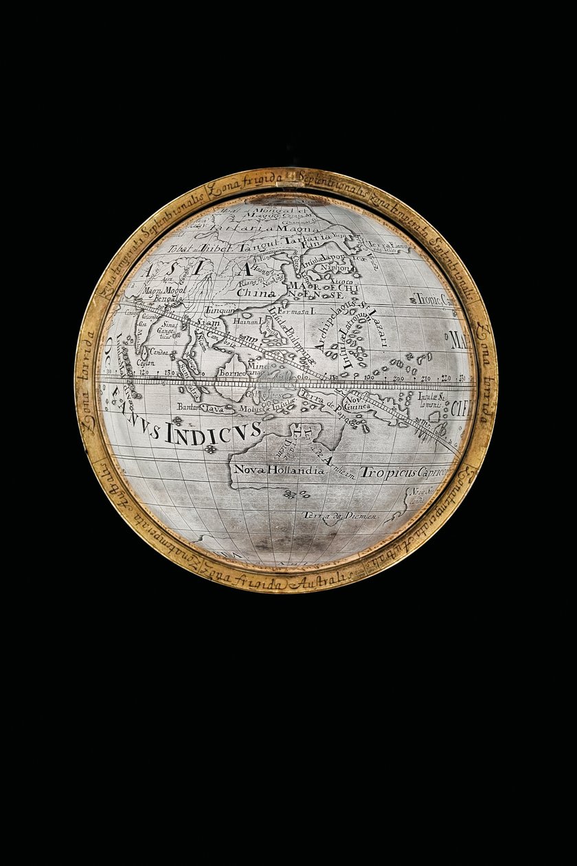 Due eccezionali globi terrestri e celesti, sostenuti da Ercole e Atlante da Abraham Drentwett