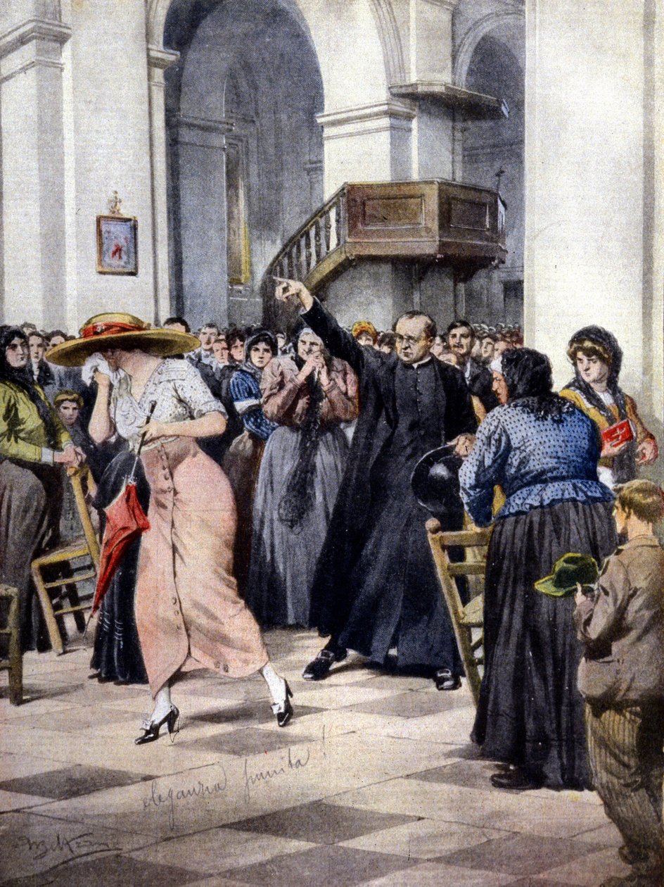 Un esempio di moralismo religioso: una giovane donna viene cacciata dalla chiesa da un prete e dai fedeli scandalizzati per il suo abbigliamento leggero. Ill. di A. Beltrame. "La Domenica del Corriere" da Achille Beltrame