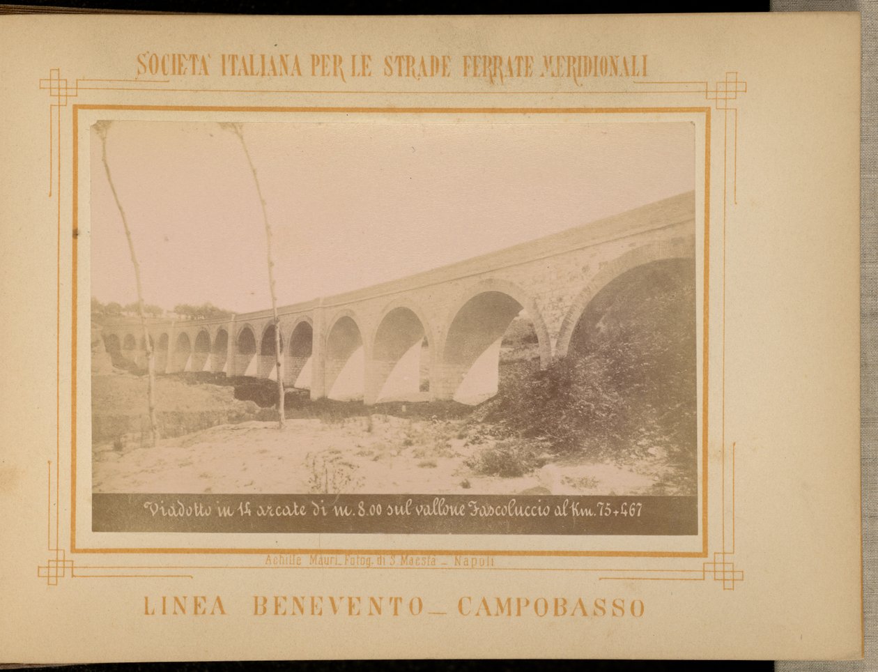 Viadotto in 14 arcate di metri 8.00 sul vallone Fascoluccio al chilometro 75 + 467 da Achille Mauri