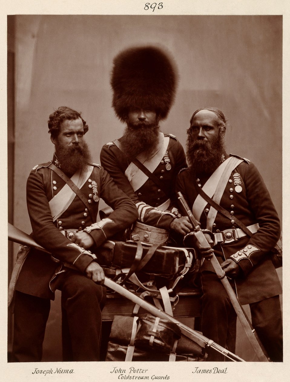 Hughes  Mullins dopo Cundall  Howlett - Eroi della guerra di Crimea - Joseph Numa, John Potter e James Deal delle Guardie Coldstream da Adam Cuerden